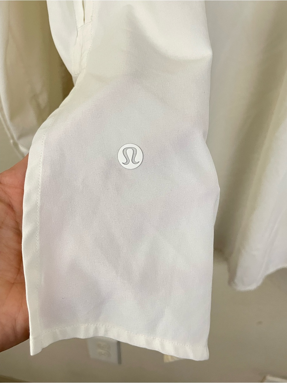 Lululemon‎ Ivory Lululemon In the Moment Tunic Shirt Size 10 - Picture 13 of 16